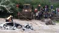 سقوط پژو 405 به داخل رودخانه 