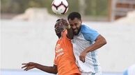 رویارویی مدافع محبوب منصوریان و مهاجم محبوب شفر برنده نداشت