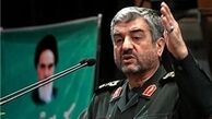 برخی عواملی داخلی تهدید و خطر اصلی ‌برای انقلاب ‌‌‌هستند/آنها اعتقادی به استمرار انقلاب اسلامی ندارند