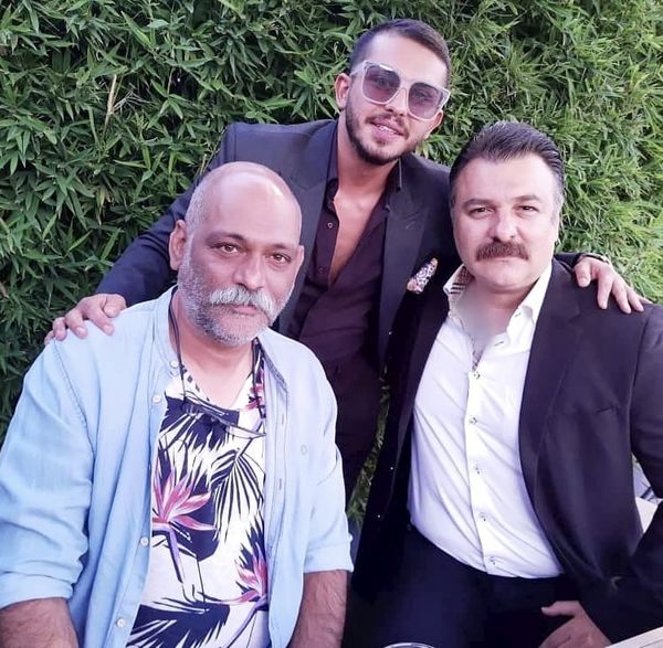 ارسلان قاسمی در کنار دوستان سینماییش + عکس