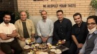 نیما کرمی و دوستانش در رستوران + عکس