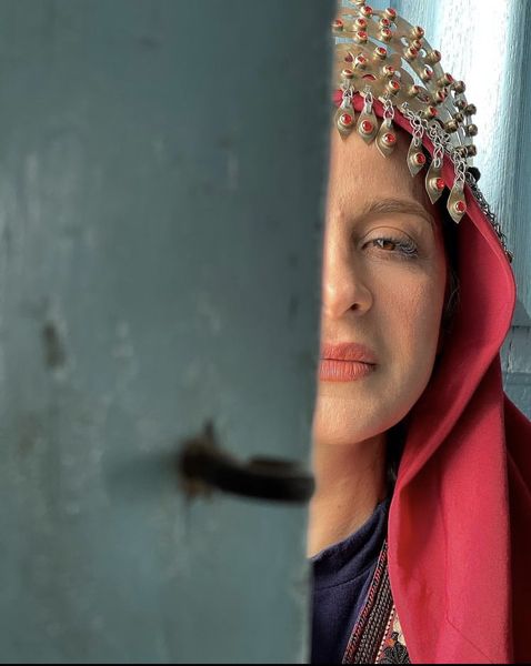 تاج زیبا سیما تیرانداز + عکس