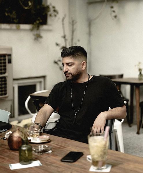 کافه گردی های زانیار خسروی + عکس