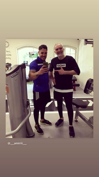 بیژن بنفشه خواه در باشگاه بدنسازی + عکس