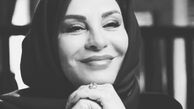 لبخند سیاه و سفید افسانه بایگان + عکس